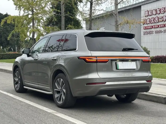 Li Auto ONE 2021 Model Extended Range 6 seat Edition – фото 5