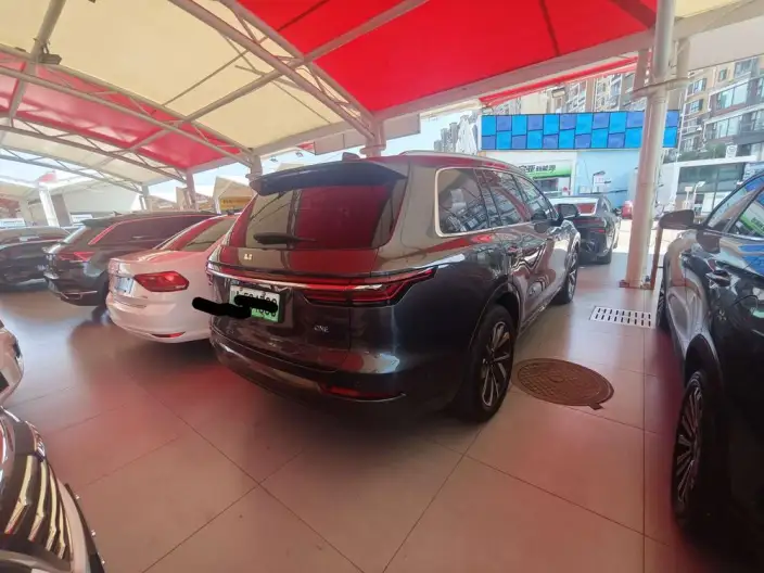 Li Auto ONE 2020 Model Extended Range 6 seat Edition – фото 4