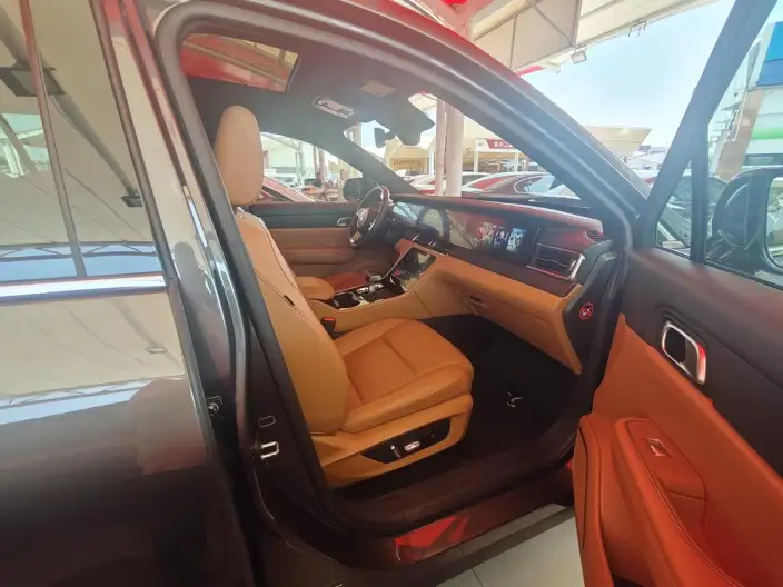 Li Auto ONE 2020 Model Extended Range 6 seat Edition – фото 9