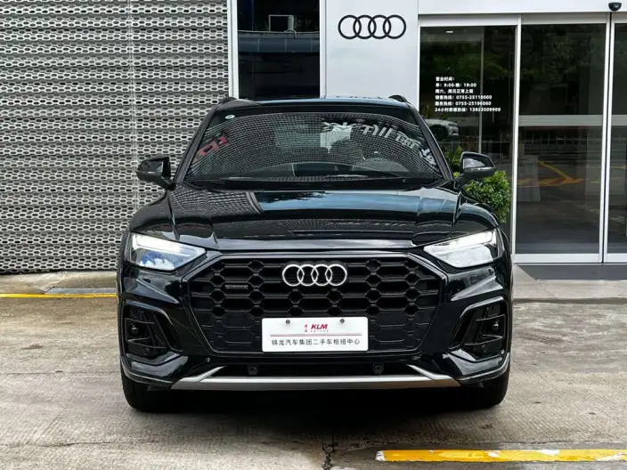 Audi Q5L 2025 Model quattro 45th Anniversary Collector Edition Edition 40TFSI Luxury Dynamic Model – фото 2