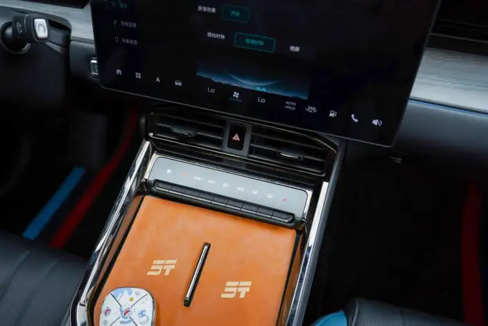 Jetour Shanhai L6 2024 Model 1.5TD DHT MAX – фото 10