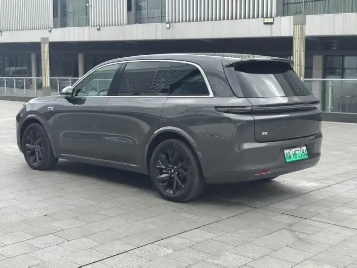 Li Auto L8 2023 Model Max Edition