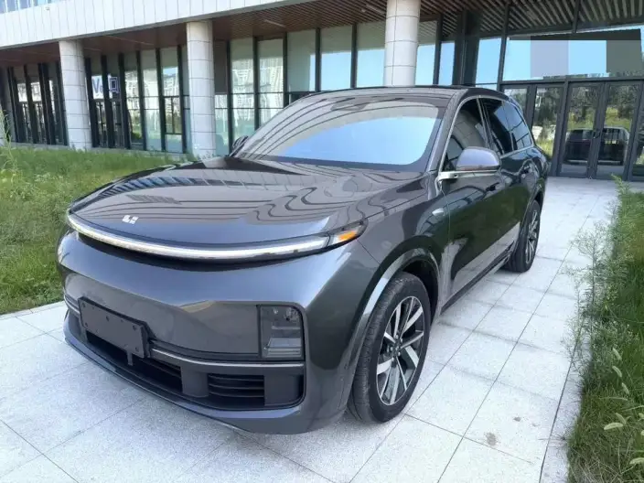 Li Auto L8 2024 Model Pro Edition