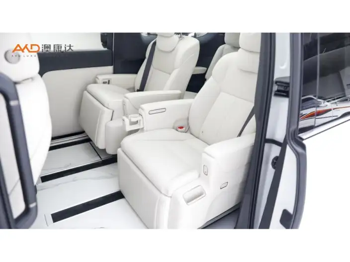 Li Auto MEGA 2025 Model Home Family Special Edition – фото 5