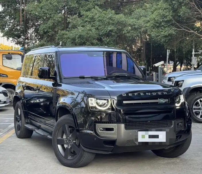 Land Rover Defender 2024 Model 110 3.0T P400 X-Dynamic HSE