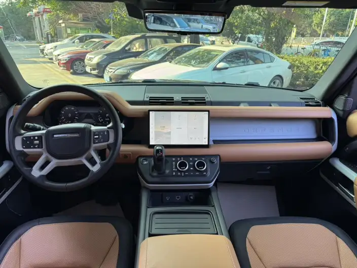 Land Rover Defender 2024 Model 110 3.0T P400 X-Dynamic HSE – фото 8