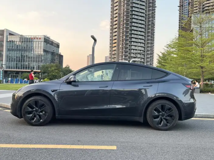 Model Y 2024 Model Rear-wheel drive version – фото 4
