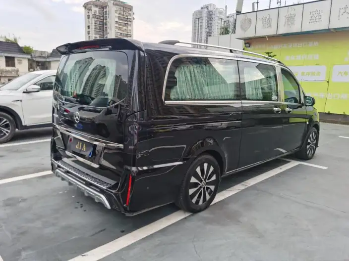 Viano 2021 Model 2.0T Elite Edition 7 seat – фото 5