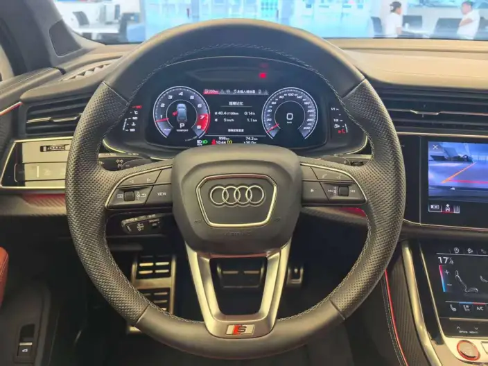 AUDI SQ7 2024 Model 4.0 TFSI – фото 9