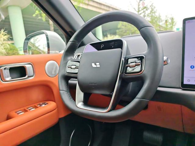 Li Auto L6 2024 Max – фото 3