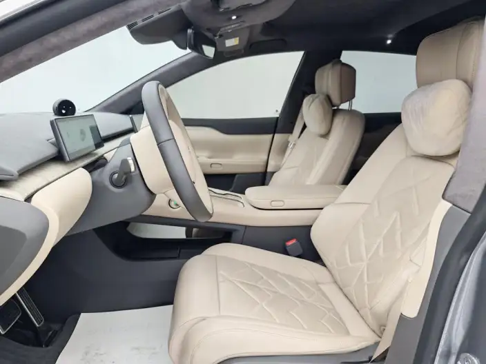 NIO ET7 2024 Model 75kWh Executive Signature Edition – фото 8