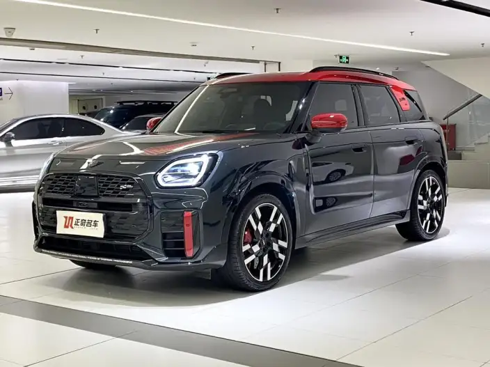 MINI JCW COUNTRYMAN 2024 Model 2.0T JOHN COOPER WORKS ALL4 – фото 1