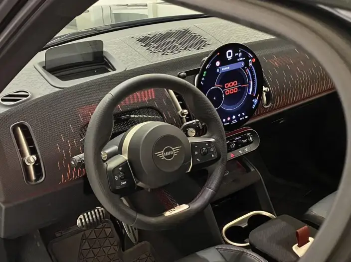 MINI JCW COUNTRYMAN 2024 Model 2.0T JOHN COOPER WORKS ALL4 – фото 7