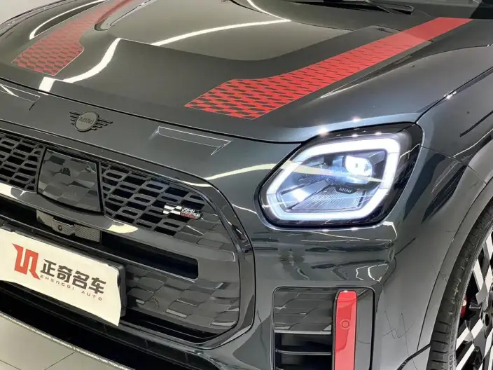 MINI JCW COUNTRYMAN 2024 Model 2.0T JOHN COOPER WORKS ALL4 – фото 9