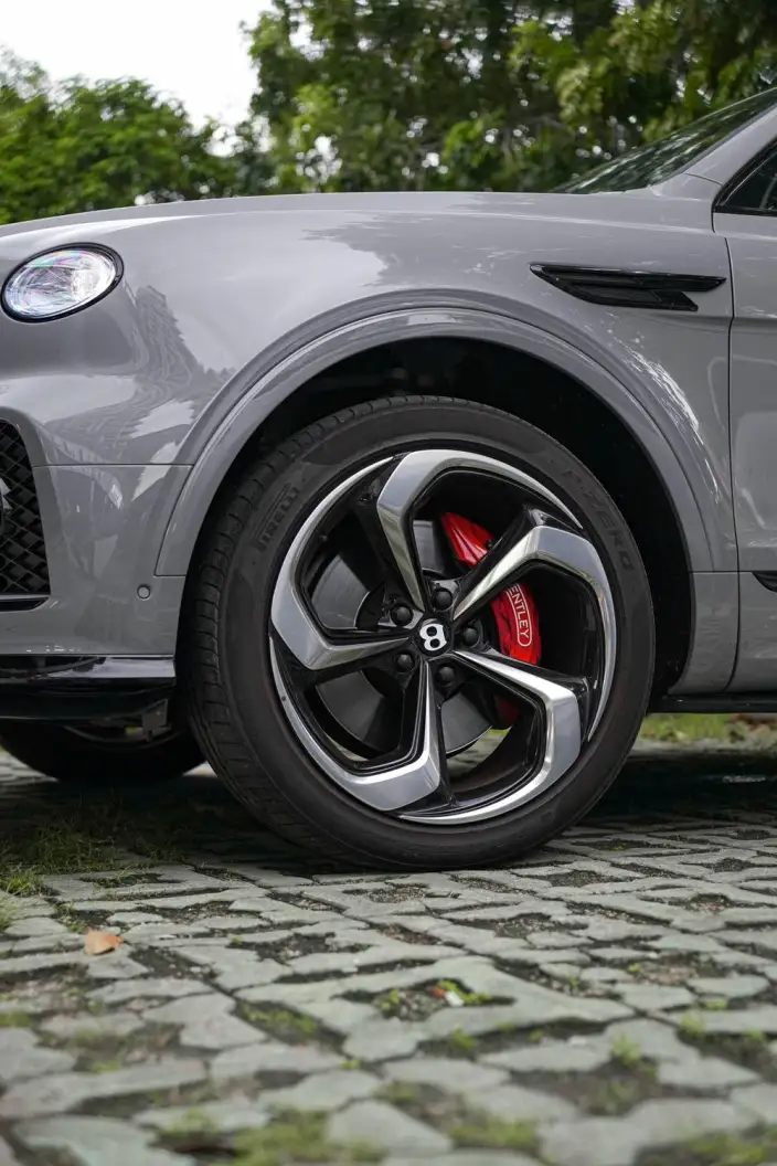 Bentayga 2022 Model 4.0T V8 S – фото 10