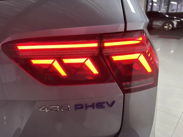 Volkswagen Tiguan L PHEV 2022 Model 430PHEV Plug-in hybrid Ultimate Edition – фото 6