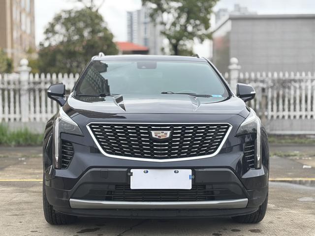 Cadillac XT4 2022 28T 2WD Premium – фото 2