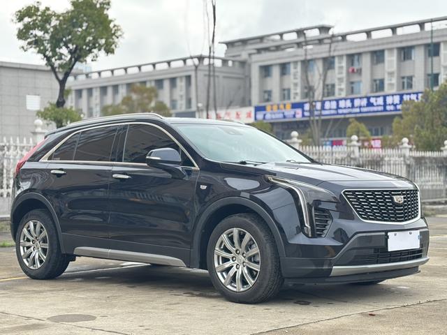 Cadillac XT4 2022 28T 2WD Premium – фото 3