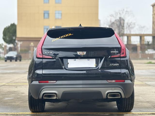 Cadillac XT4 2022 28T 2WD Premium – фото 9