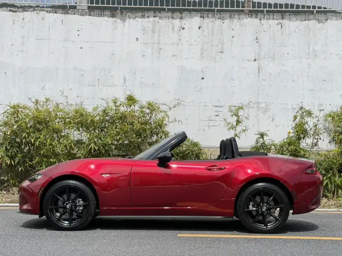 Mazda MX-5 2023 Model 2.0L Manual Rear Drive 2 seat Parallel Imported – фото 4