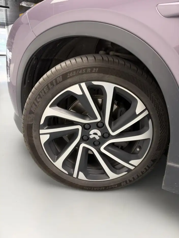 NIO EC6 2024 Model 75kWh – фото 7
