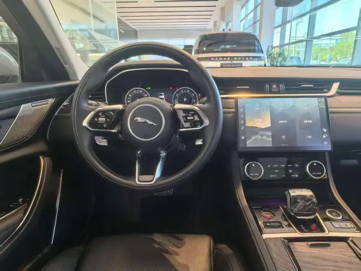 Jaguar XFL 2024 Model 2.0T P250 2WD Exclusive Deluxe Edition – фото 10