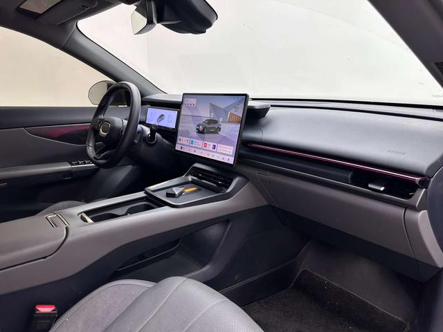 Lynk & Co 07 EM-P 2024 модификация 126 Long Battery Li f e Pro Smart Driving Ultra – фото 11