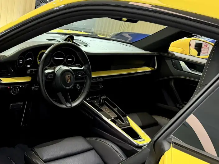 PORSCHE 911 2023 Model Carrera 4S 3.0T – фото 10