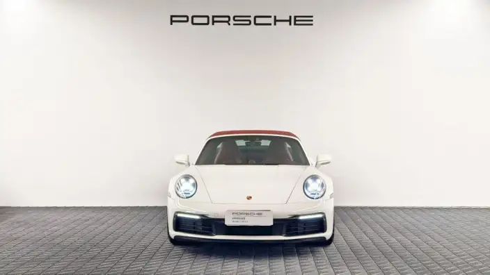 PORSCHE 911 2022 Model Targa 4 3.0T – фото 2