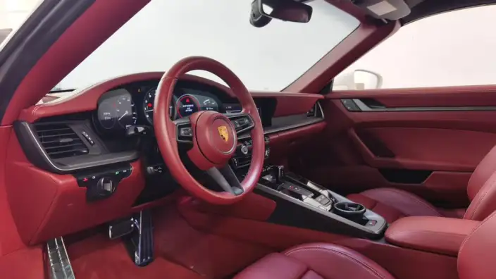 PORSCHE 911 2022 Model Targa 4 3.0T – фото 9