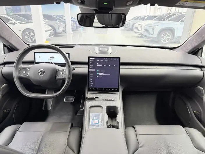 NIO ET7 2023 Model 75kWh – фото 6