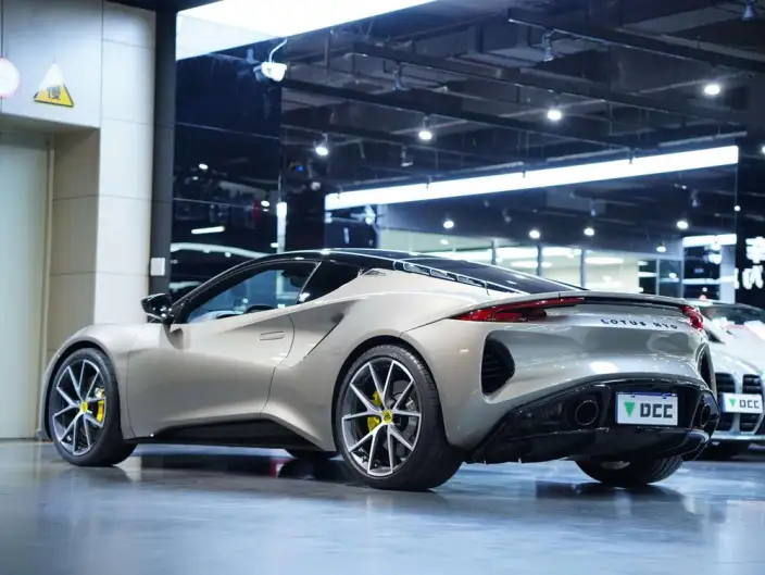 Emira 2022 Model 3.5T V6 First Edition – фото 5