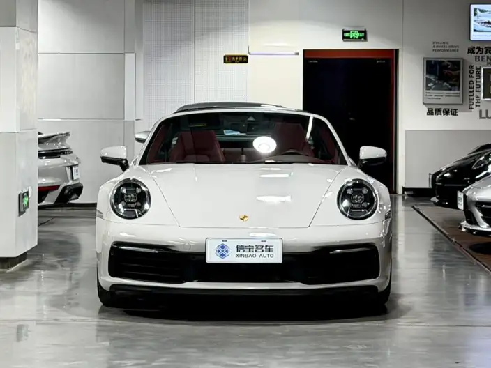 PORSCHE 911 2023 Model Targa 4 3.0T – фото 2