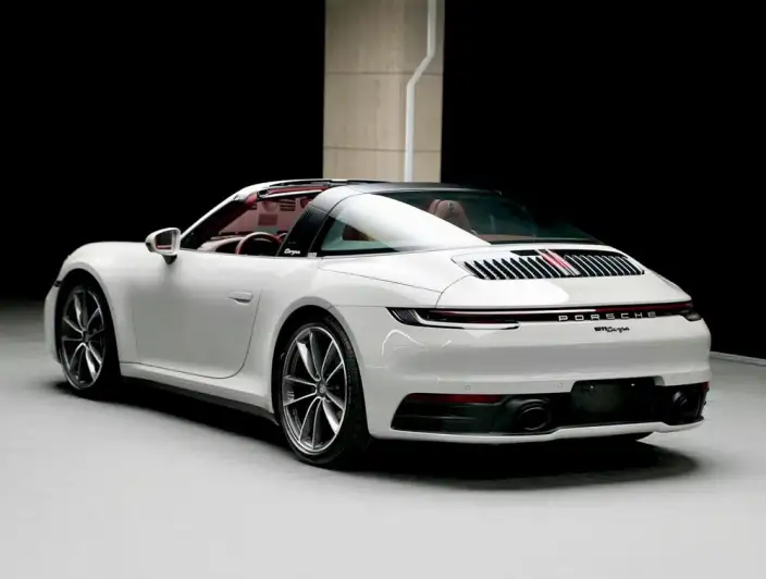 PORSCHE 911 2023 Model Targa 4 3.0T – фото 4