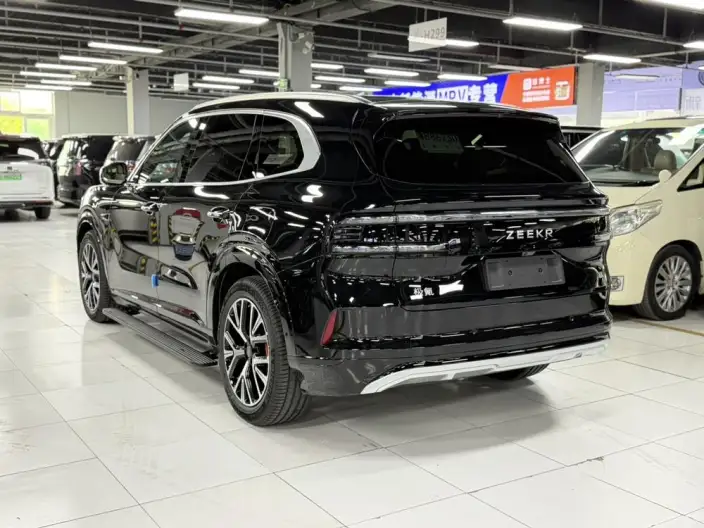 ZEEKR 8X 2026 Model 55kWh MAX – фото 4