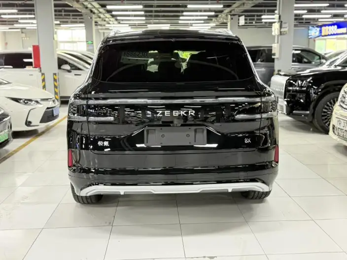 ZEEKR 8X 2026 Model 55kWh MAX – фото 5