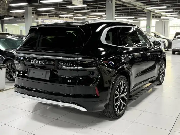 ZEEKR 8X 2026 Model 55kWh MAX – фото 6