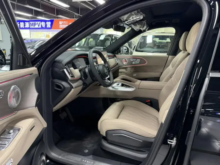 ZEEKR 8X 2026 Model 55kWh MAX – фото 9