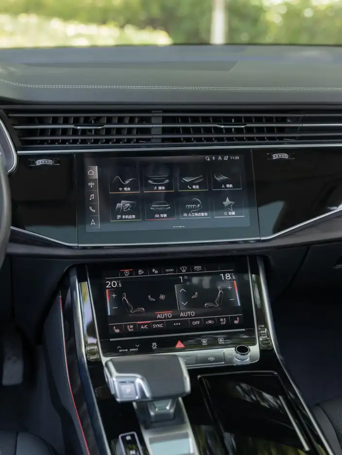 Audi Q8 2023 Model 55 TFSI Luxury Dynamic Model – фото 8