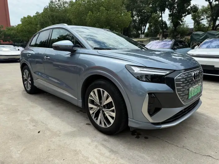 Audi Q4 e-tron 2023 Model 40 e-tron Chuangxing Edition – фото 3