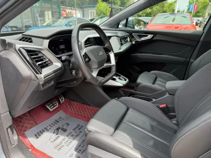 Audi Q4 e-tron 2023 Model 40 e-tron Chuangxing Edition – фото 9