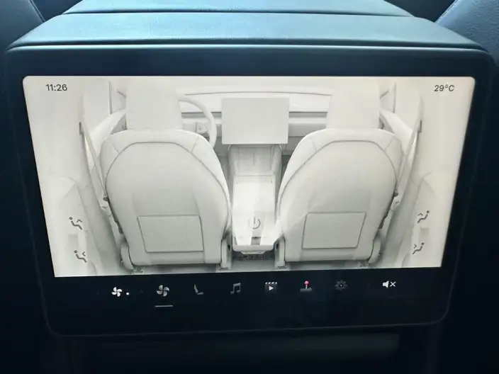 Model Y 2025 Model Rear-wheel drive version – фото 9