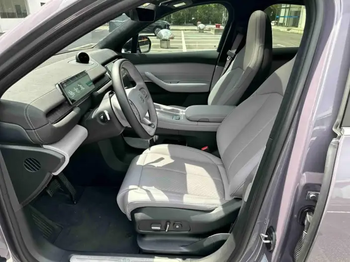 NIO EC6 2023 Model 75kWh – фото 8