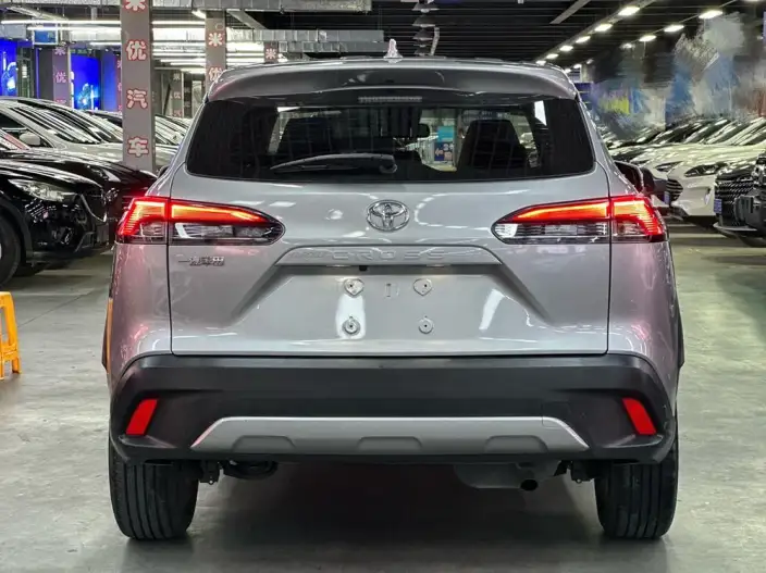 Toyota Corolla Cross 2022 Model 2.0L Exclusive Edition – фото 6