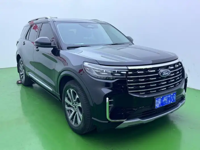 Ford Explorer 2024 Model 2.3T EcoBoost 4WD Fashion plus Edition 7 seat – фото 3