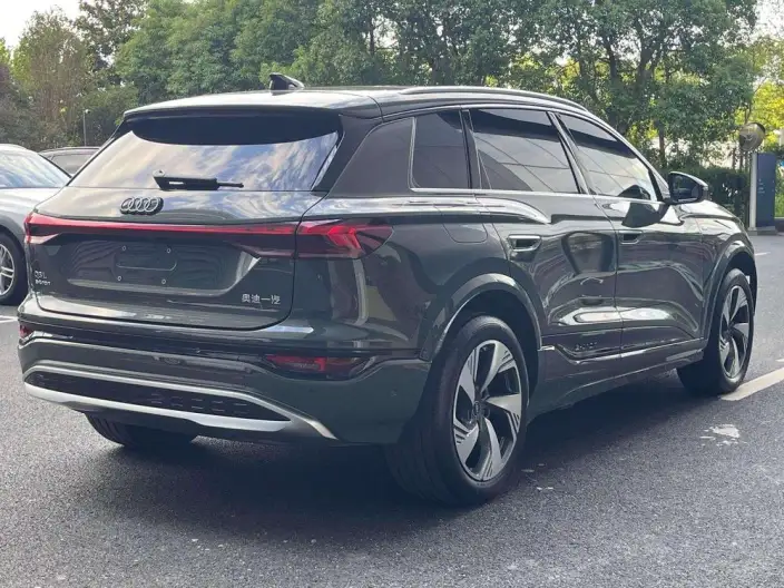 AUDI Q6L e-tron 2026 Model Ultra-long Endurance – фото 5