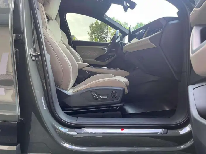 AUDI Q6L e-tron 2026 Model Ultra-long Endurance – фото 9