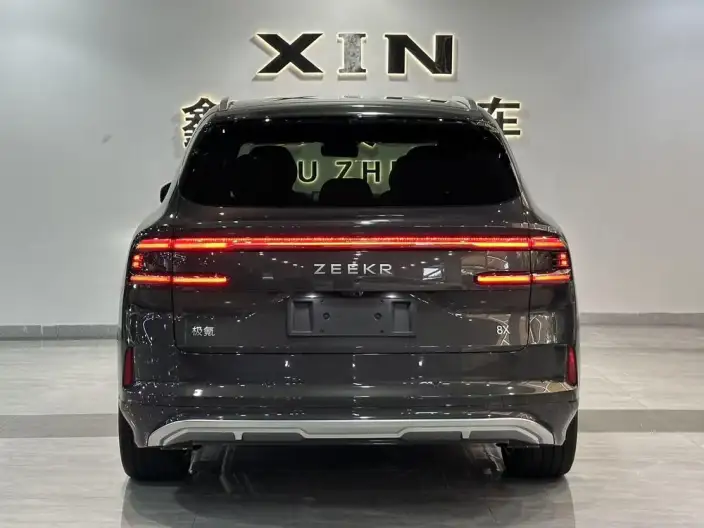 ZEEKR 8X 2026 Model 70kWh Ultra+ – фото 5