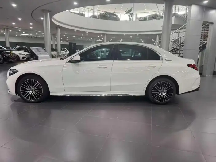 Mercedes-Benz C-Class 2022 Model C 260 L Sports Edition – фото 4
