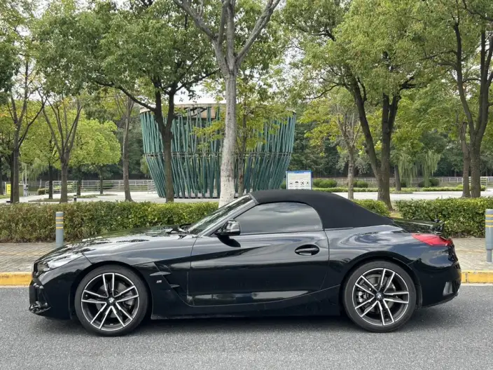 BMW Z4 2023 Model sDrive 25i M Sports Set – фото 3